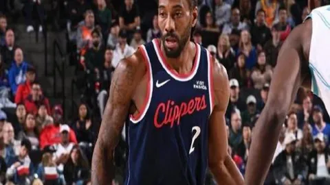 江苏女排爆冷失利，刁琳宇缺席影响大，匡奇受挫，缪伊雯74次扣球表现突出。